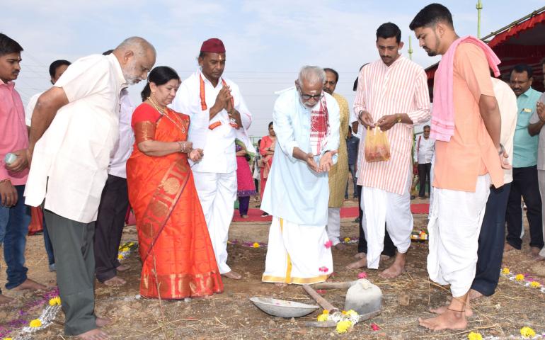 bhoomi-poojan-of-vktie-at-solapur-june-2019