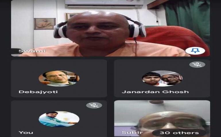 Swami Vedatitananda delivered his speech