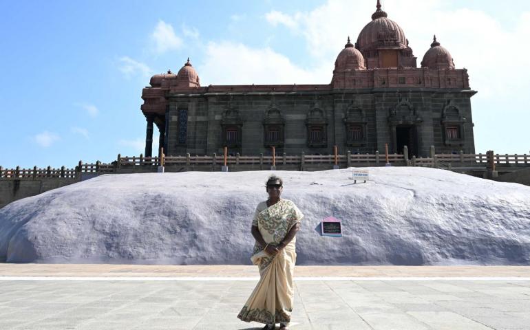 The Hon President of Bharat Draupati Murmu Ji visited the Vivekananda Rock Memorial