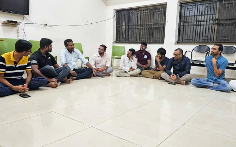 Kendra karyakarthas interacting with IISc Bengaluru students and staff