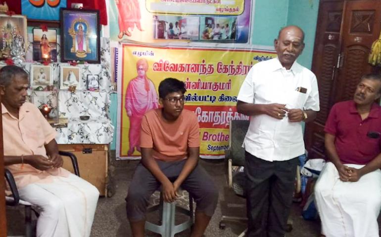 Grocery Items Distributed to Elderly people at Kovilpatti