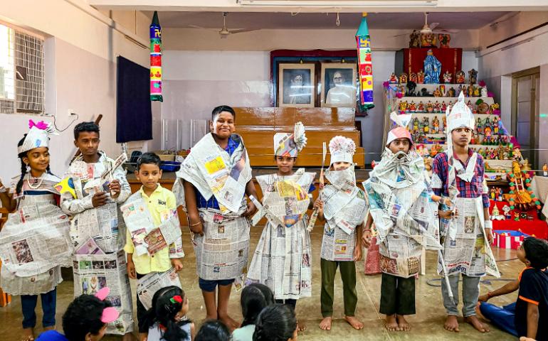 Paper drapery resembling national leaders during Samskarvarga Sammelan