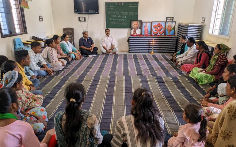 आनंदालय आचार्य स्नेह-मिलन - जनजाति सेवा प्रकल्प, गुजरात प्रांत