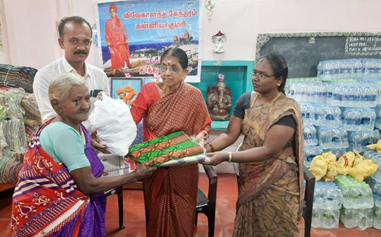 Distribution of groceries to flood-affected families – 29-12-2023