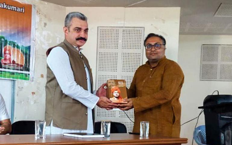 Felicitation during Youth Conference at Bhavnagar