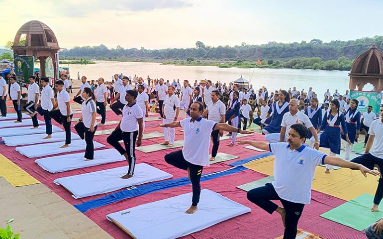 International Day of Yoga celebration at Madhya Prant (1)