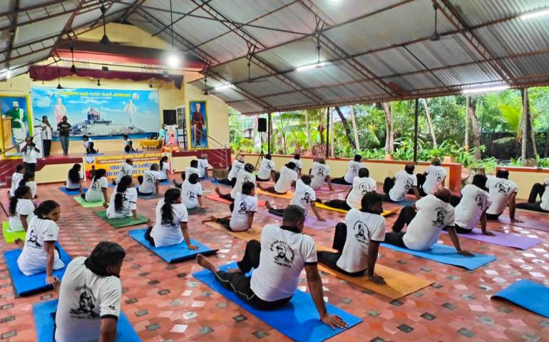 International Day of Yoga Celebration at VK-VVF Kodungallur, vivekananda kendra