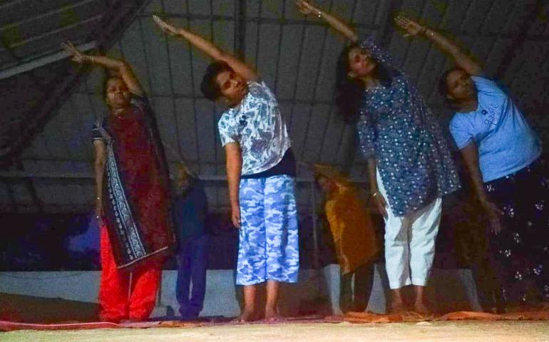 Yoga Satra by Vivekananda Kendra Vedic Vision Foundation
