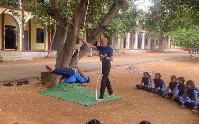 Training Workshop on Mallakambha Organized at VKV Vallioor