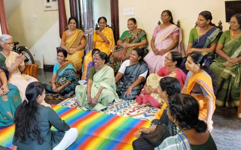 Mass Samparka with Mothers at Kozhikode