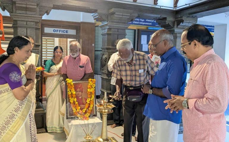 swami-vivekananda-jayanti-celebration-at-engandiyur
