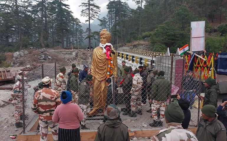 Swami Vivekananda’s Murti Installed at Kaho – The First Village of Bharat