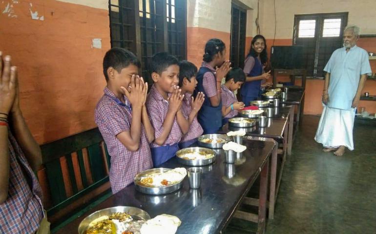 Viveka Vibhuti - Monthly Support to Needy People by VK-VVF Kodungallur – February 2025