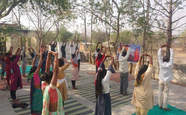 Yoga Satra Gujarat 01