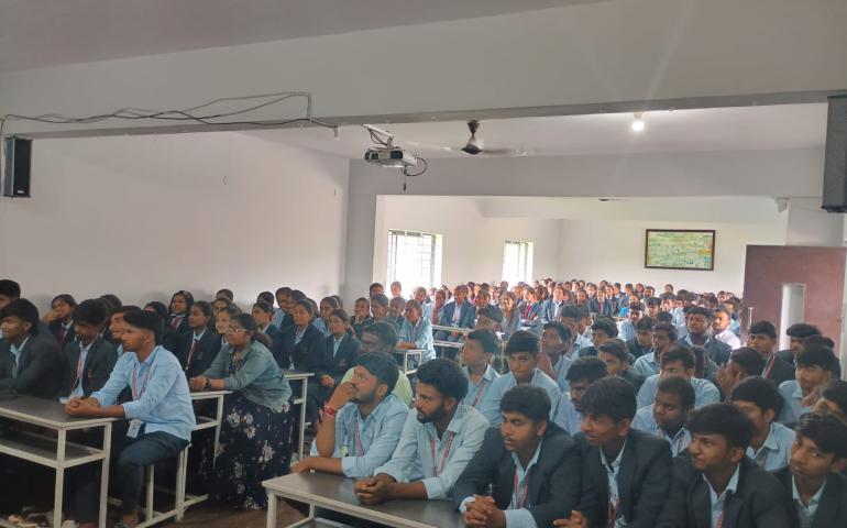 Yuva Spandana Programme conducted by VKV Kallubalu