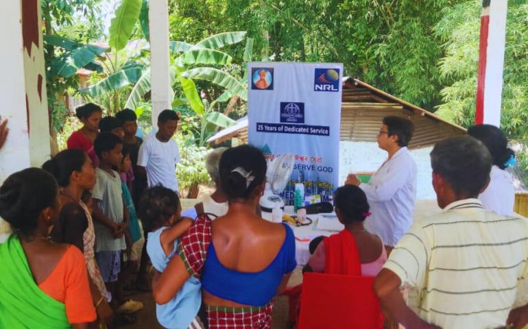 Free Medical Camp by VK-NRL Hospital at Numaligarh 02