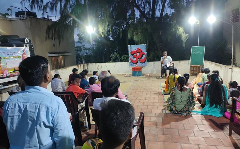 guru-purnima-celebration-at-tvs-nagar-madurai