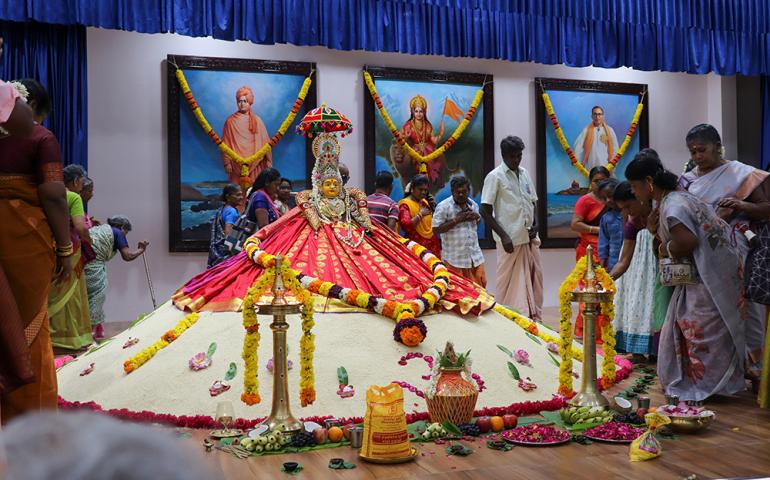 grand-anna-puja-performed-on-swami-vivekananda-mahasamadhi-day-at-vivekanandapuram