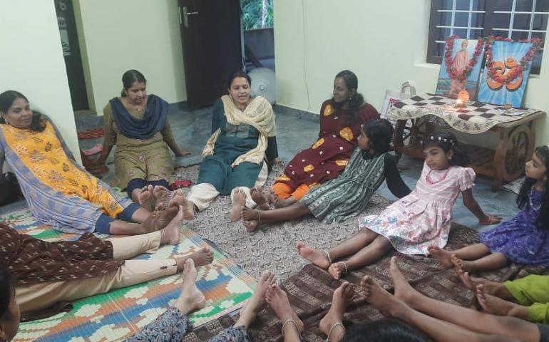 Amrita Parivar Sankul Milan at Keezhvaipur