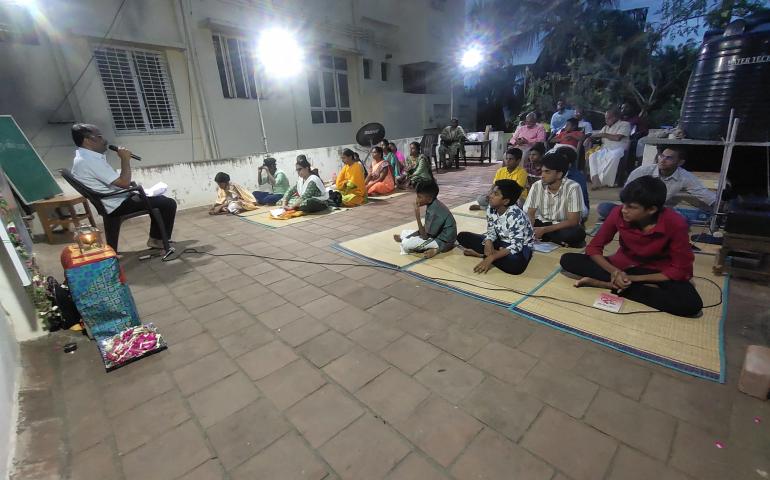 guru-purnima-celebration-at-tvs-nagar-madurai