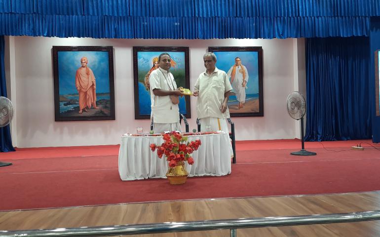 gurupurnima-celebration-at-vkv-kanyakumari
