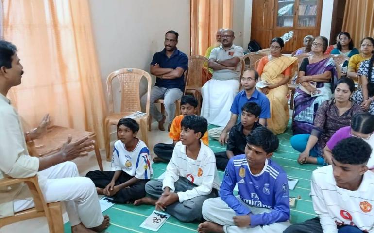 gurupurnima-celebration-at-thiruvananthapuram