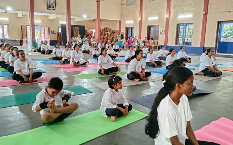 international-day-of-yoga-celebration-at-anapuzha
