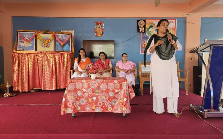 international-day-of-yoga-celebration-at-manikandeshwaram-school-in-thiruvananthapuram