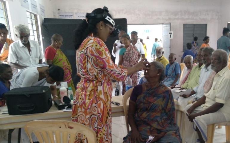 free-eye-screening-camp-at-thiruppullani