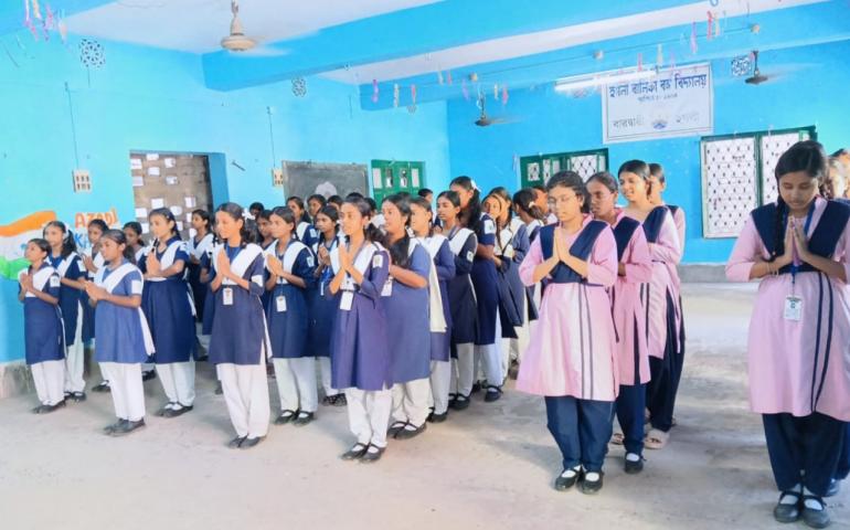 the-national-song-vande-mataram-celebrated-at-eknath-vibhag 02