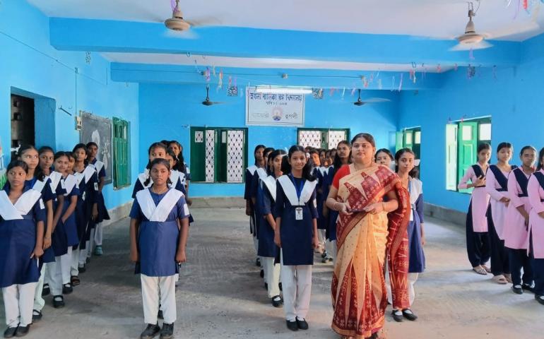 the-national-song-vande-mataram-celebrated-at-eknath-vibhag 03