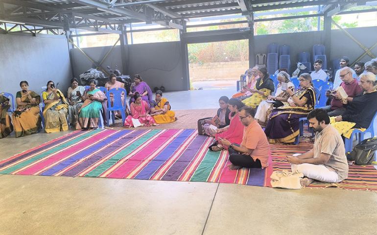the-gita-parayana-and-bhajan-sandhya-at-marathahalli