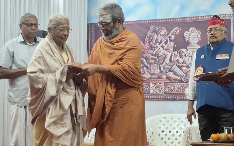 Dharma Ratna Puraskar for Dr Lakshmi Kumari Didi