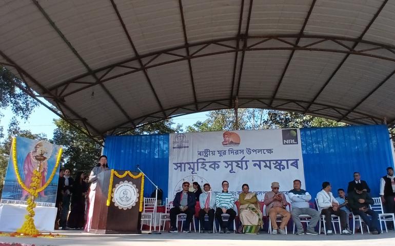 samuhik-surya-namaskar-organized-on-swami-vivekananda-jayanti-by-vknrl-hospital-and-vknrl-school-of-nursing 02