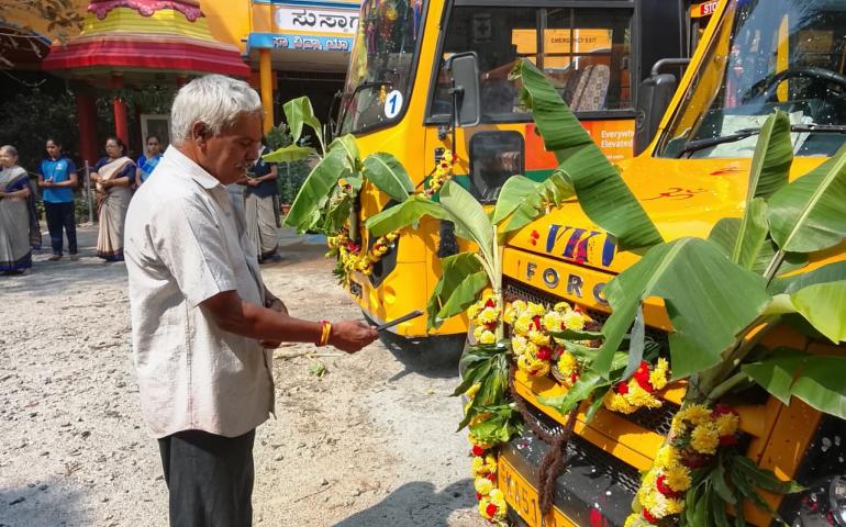 varsharambha-puja-celebrated-at-vkv-kallubalu 02