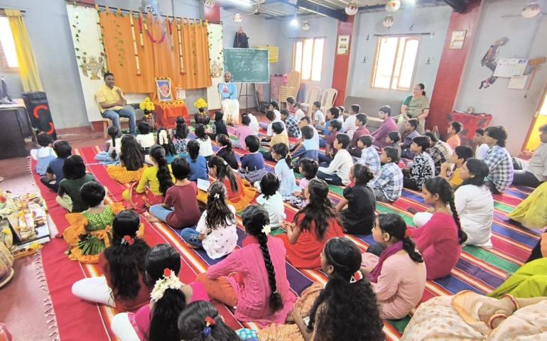 Guru Purnima Celebrated at R.T. Nagar3