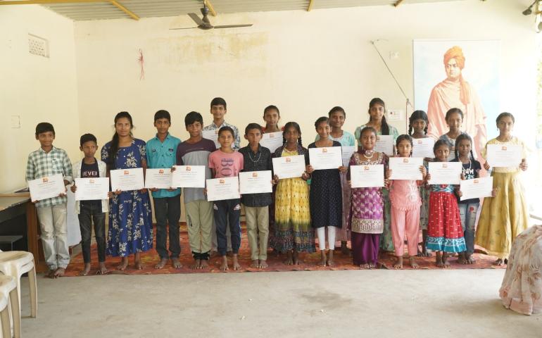 Guru purnami celebrated by Telugu Prant2