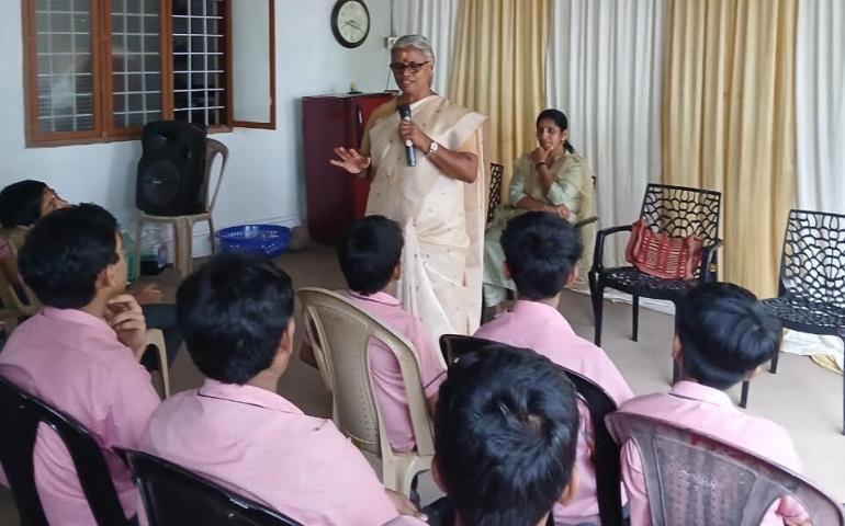Parents' Meeting and Students' Workshop Conducted at Niveditha Vidyalayam in Kannur