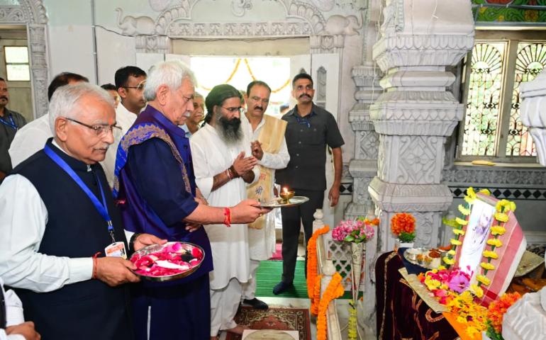 Lieutenant Governor Shri Manoj Sinha Lays Foundation Stone for Heritage Initiatives at Shri Ramakrishna Mahasammelan Ashram in Anantnag