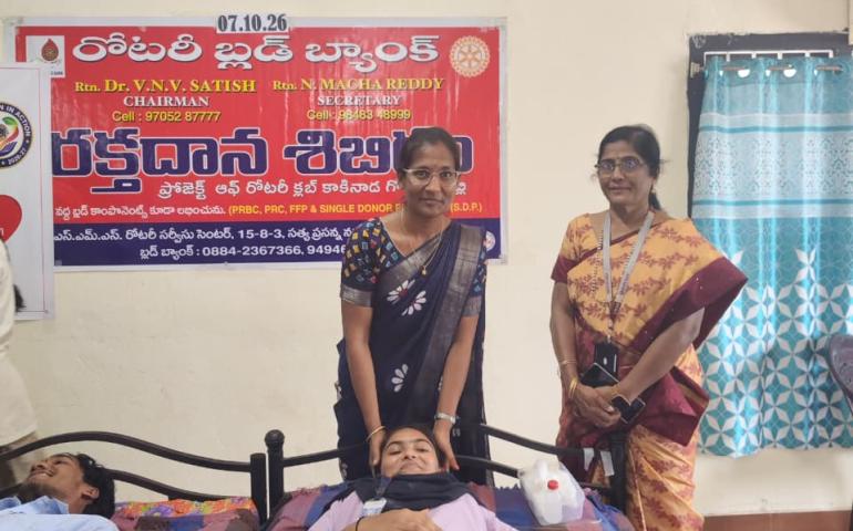Blood donation camp organized by VK, Amalapuram at SIET, Cheyyaru2