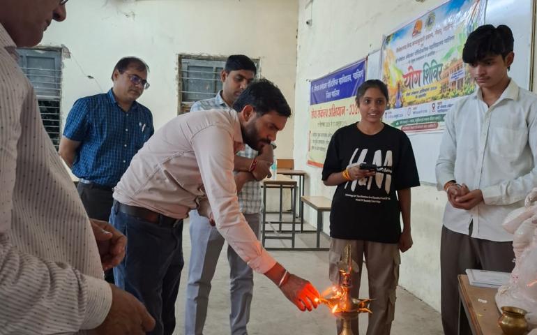 10 दिवसीय योग सत्र का आयोजित डॉ. भीमराव अंबेडकर पॉलिटेक्निक कॉलेज, ग्वालियर द्वारा