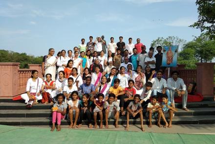 विवेकानन्द केन्द्र : अंतर्राष्ट्रीय योग दिवस पर ‘सामूहिक योगाभ्यास’ तथा रक्तदान