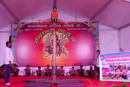 VKV Kallubalu Presents a Spectacular Mallakhamba Display at the Tumkur Dasara Festival