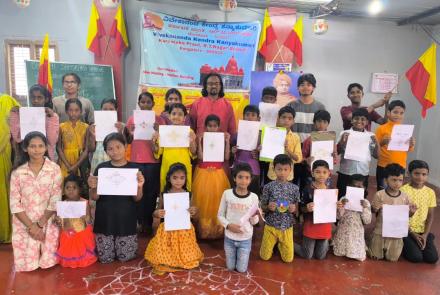 tulasi-rangoli-drawing-workshop-at-rt-nagar 01